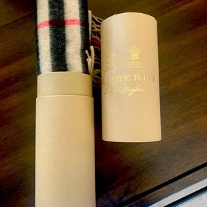 Burberry scarf